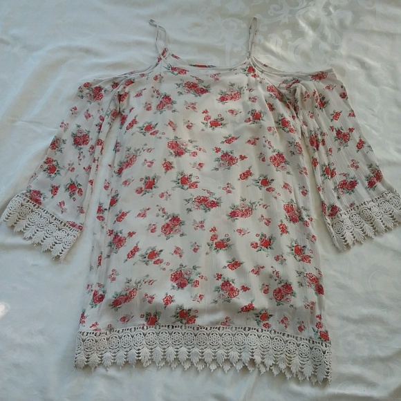 Dresses & Skirts - [3 for $15] C boho floral mini dress (or tunic).S